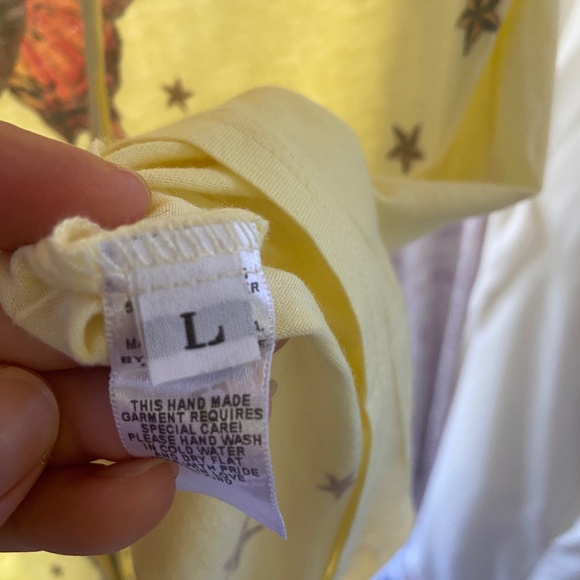 Butterfly Dropout Vintage T-Shirt✨🦋 - Picture 6 of 9